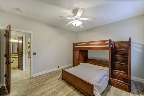 11826 Canyon Mills Drive Houston TX 77095