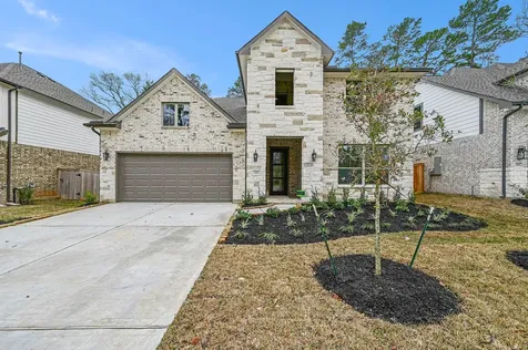 211 Scarlet Maple Way Willis TX 77318