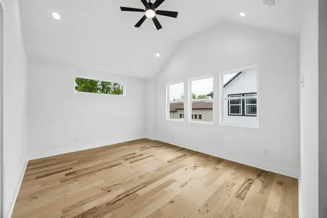 424 Sikes Street C Houston TX 77018