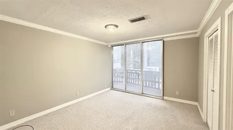 2016 Main Street 1113 Houston TX 77002