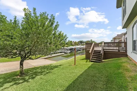 12556 Marina Loop Willis TX 77318