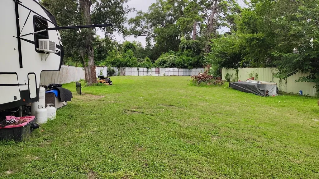 7445 Laura Koppe Road Houston TX 77028