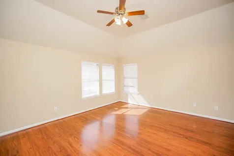 822 Hyacinth Missouri City TX 77459