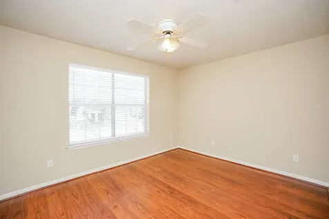 822 Hyacinth Missouri City TX 77459