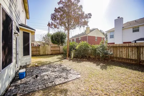 822 Hyacinth Missouri City TX 77459