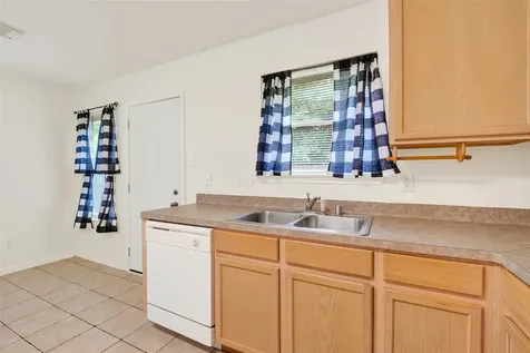 10426 Briar Patch Street Baytown TX 77523