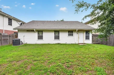 10426 Briar Patch Street Baytown TX 77523