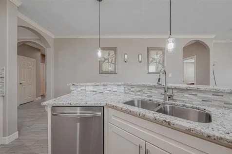 709 Coen Road Rosharon TX 77583