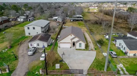 709 Coen Road Rosharon TX 77583
