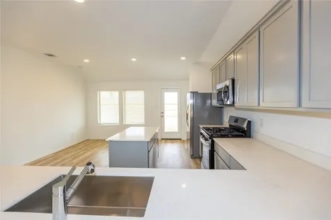 5330 Sleepy Fox Lane Richmond TX 77469