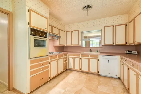706 Brockman Street Sweeny TX 77480