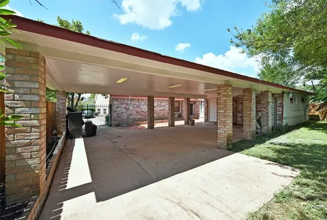 10214 Trade Winds Drive Houston TX 77086