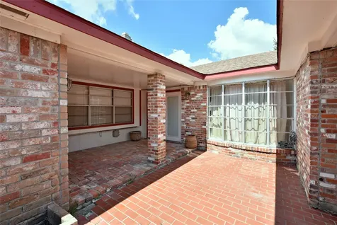10214 Trade Winds Drive Houston TX 77086
