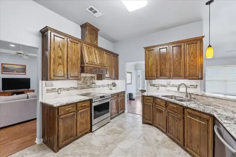 2406 Golden Oak Drive Orange TX 77632