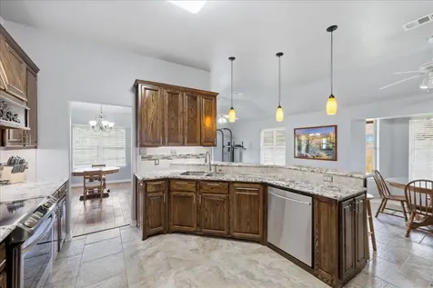 2406 Golden Oak Drive Orange TX 77632