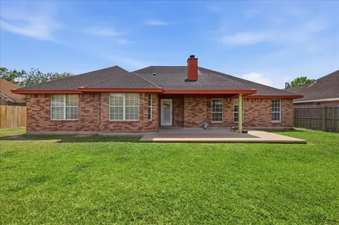 2406 Golden Oak Drive Orange TX 77632