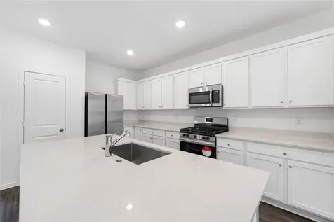 5307 Sleepy Fox Lane Richmond TX 77469