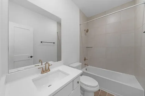 1302 Shaded Rock Drive Missouri City TX 77459