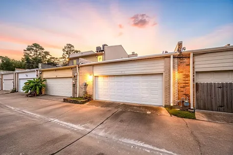 1746 S Gessner Road Houston TX 77063