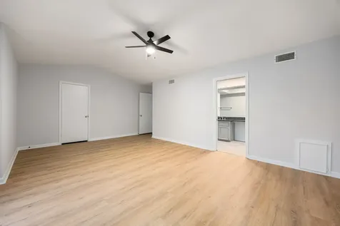 1746 S Gessner Road Houston TX 77063