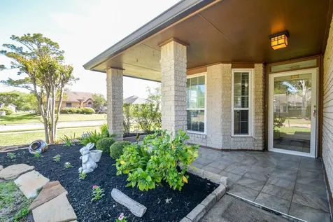 703 Laurel Grove Lane Pearland TX 77584