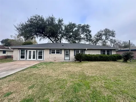 345 Rachal Avenue Bridge City TX 77611