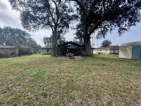 345 Rachal Avenue Bridge City TX 77611