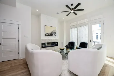 5609 Val Verde Street C Houston TX 77057