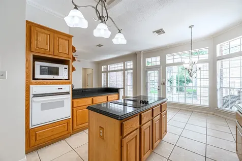 5211 High Glen Court Houston TX 77345