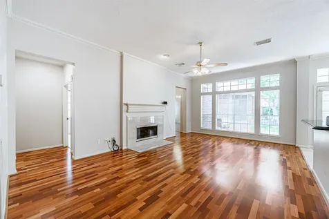 5211 High Glen Court Houston TX 77345