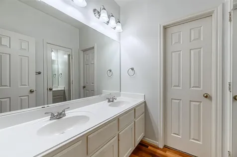 5211 High Glen Court Houston TX 77345