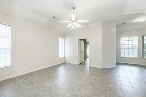 5211 High Glen Court Houston TX 77345