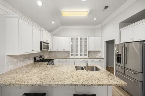 4757 W Alabama Street Houston TX 77027