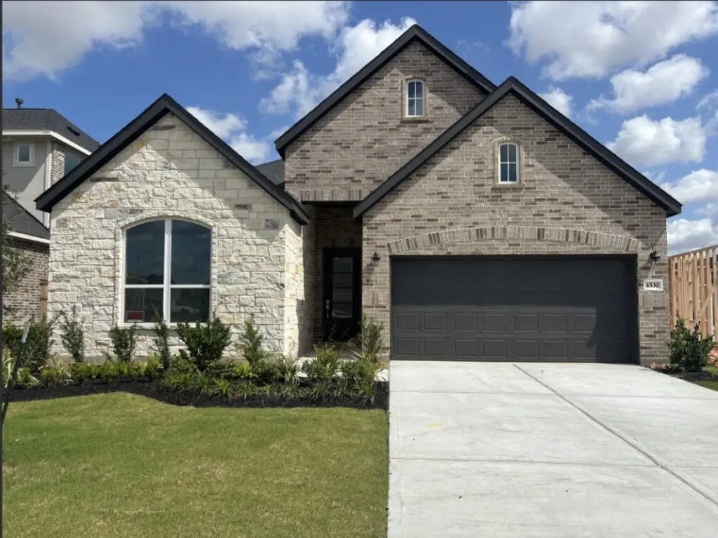 4530 Sunny Hazel Lane Fulshear TX 77441