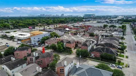 9710 Riddlewood Lane Houston TX 77025