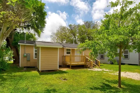 100 18th Avenue N Texas City TX 77590