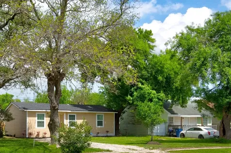 100 18th Avenue N Texas City TX 77590