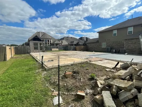 9415 Emerald Lakes Drive Rosharon TX 77583