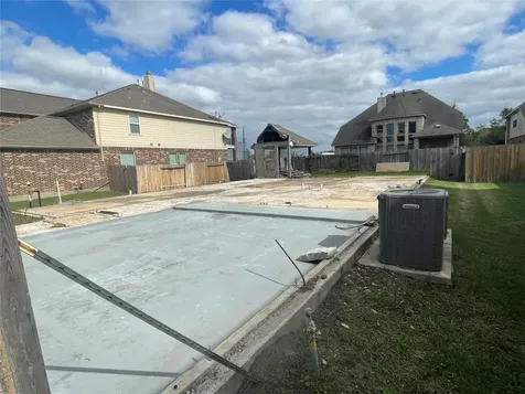 9415 Emerald Lakes Drive Rosharon TX 77583