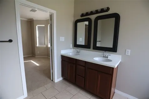 5547 Linden Rose Lane Sugar Land TX 77479
