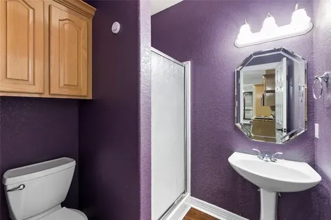 704 Heritage Oaks Drive Angleton TX 77515