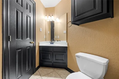 704 Heritage Oaks Drive Angleton TX 77515