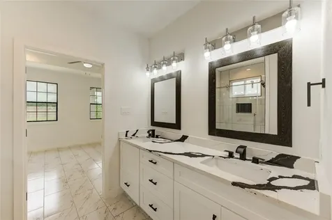 6197 Road 5503 Cleveland TX 77327