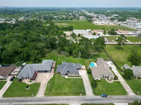122 Whites Lake Estates Drive Highlands TX 77562