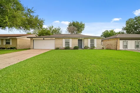 9903 Robin Street La Porte TX 77571