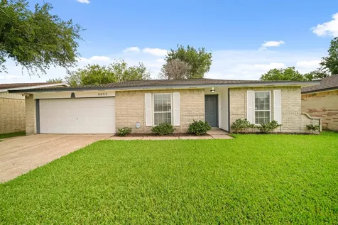 9903 Robin Street La Porte TX 77571
