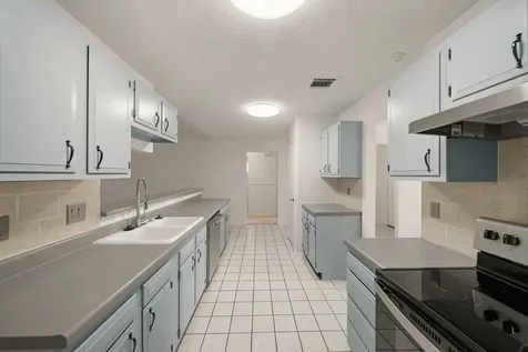 9903 Robin Street La Porte TX 77571