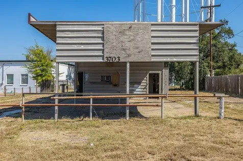 3703 S College Avenue Bryan TX 77801