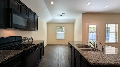 568 Road 5138 Cleveland TX 77327