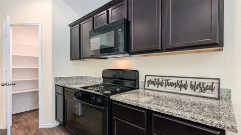 568 Road 5138 Cleveland TX 77327